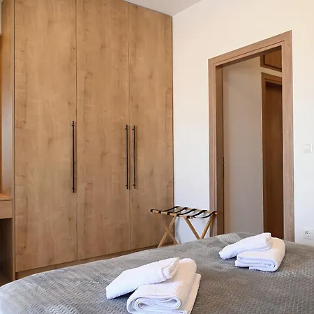 Twins Luxury With Parking